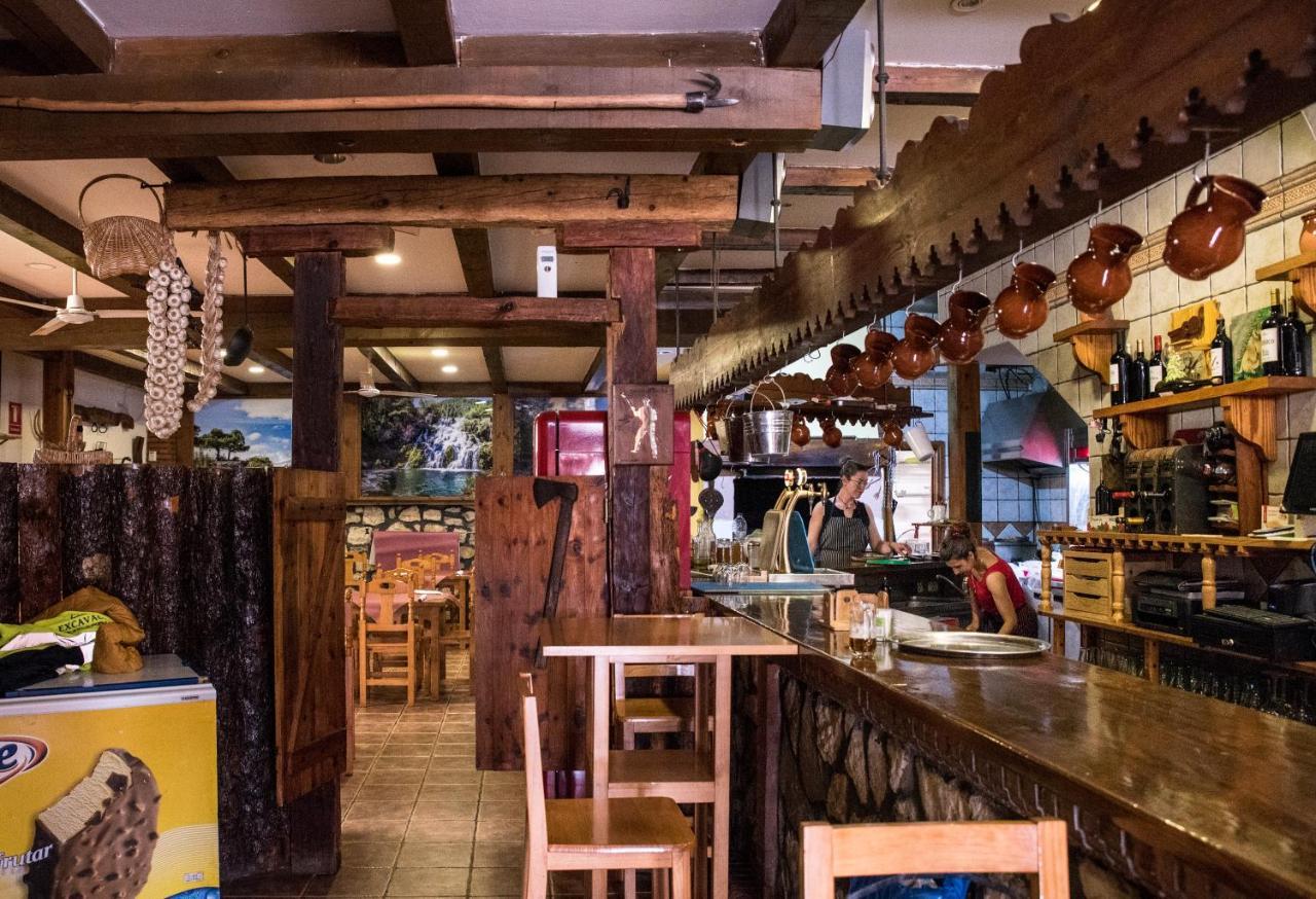 Poveda de la Sierra Hospedaje Rural Casa Parri מראה חיצוני תמונה