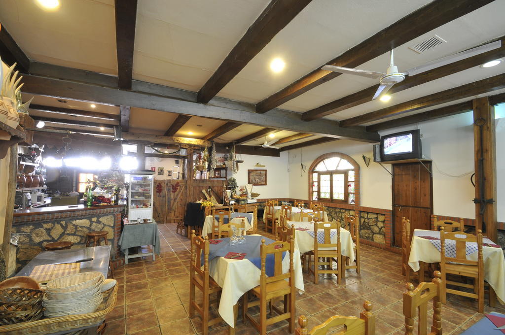 Poveda de la Sierra Hospedaje Rural Casa Parri מראה חיצוני תמונה